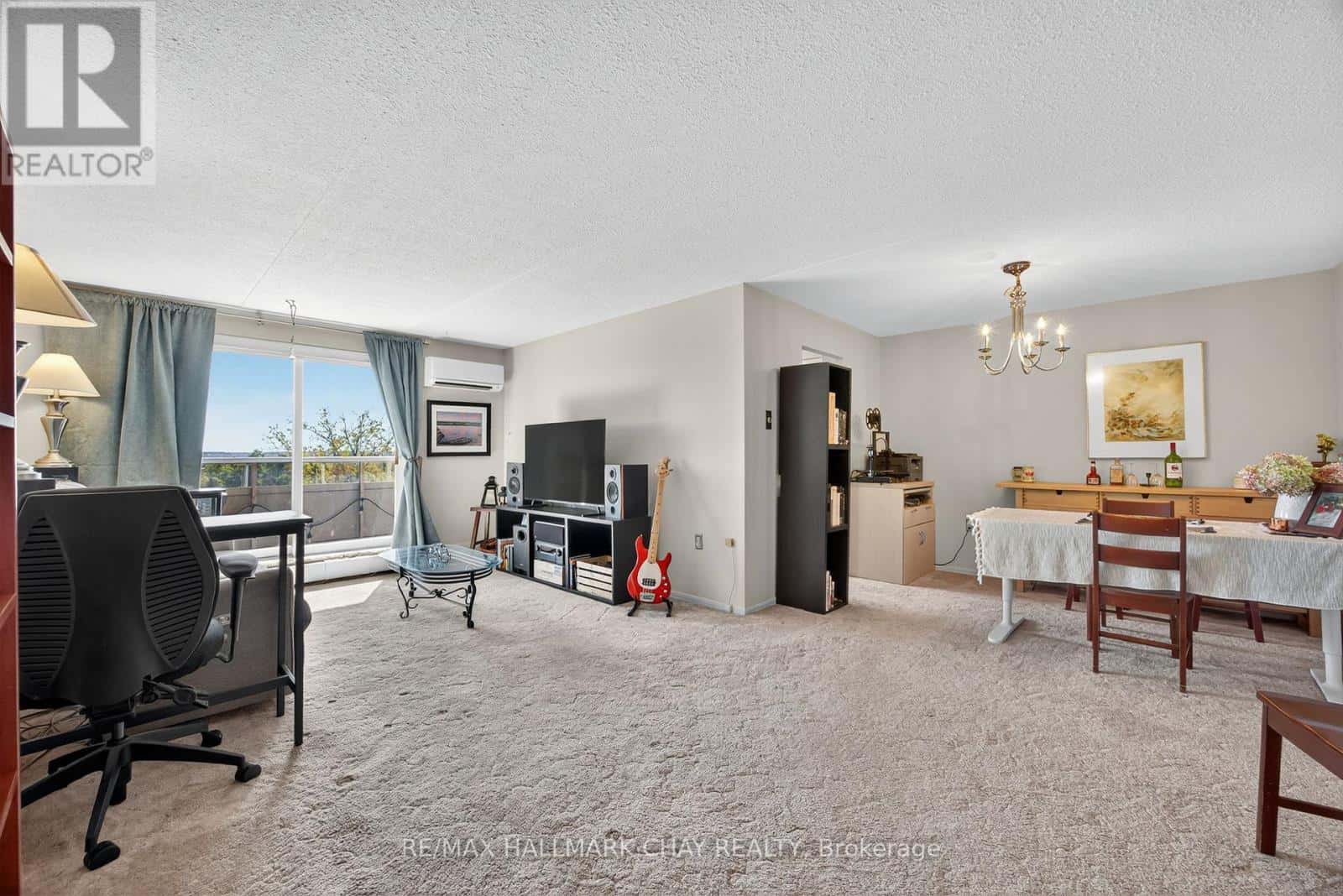 705 - 414 BLAKE STREET — Barrie (Codrington), Ontario - Photo 4 of 48