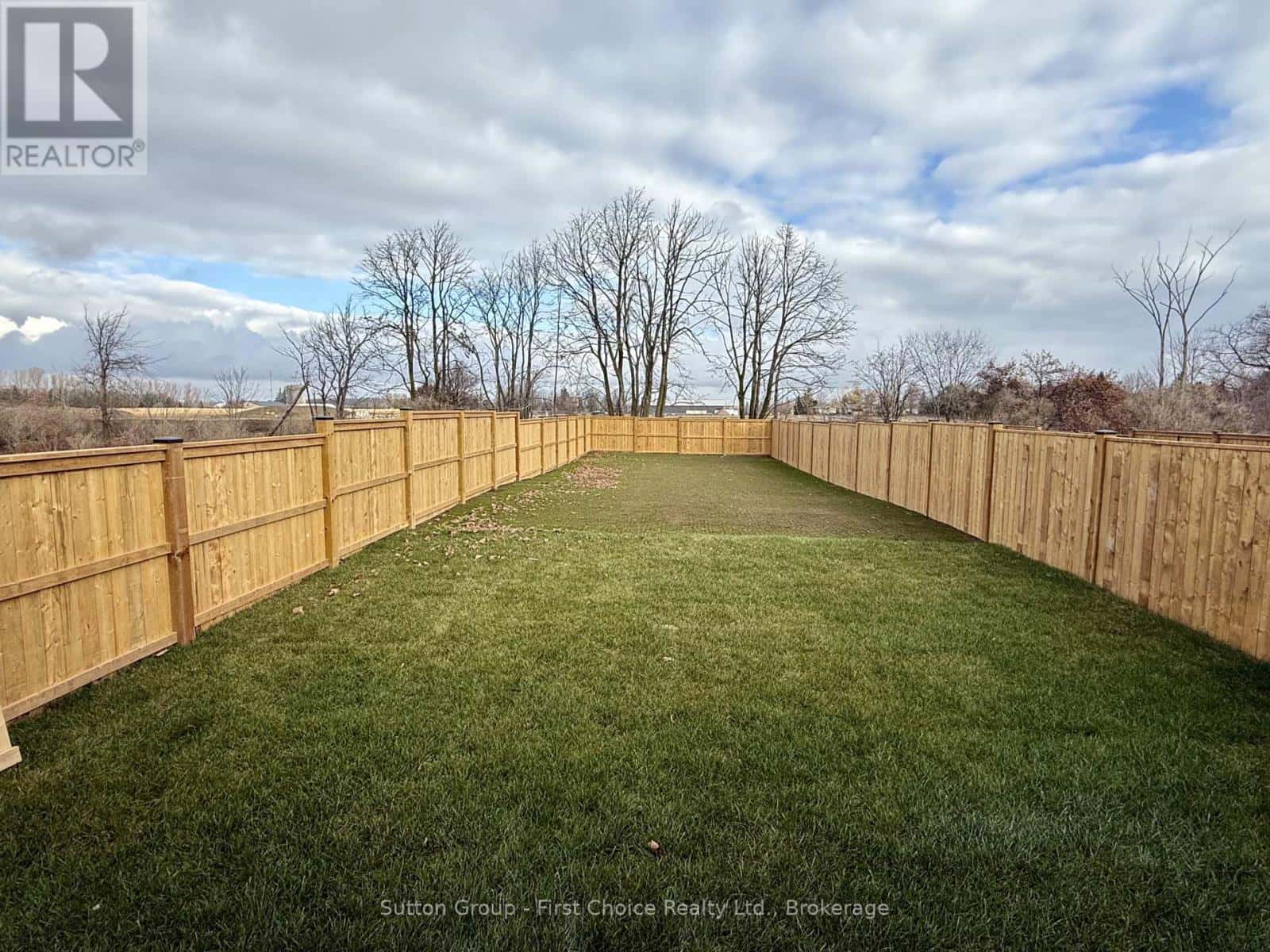 93 KENTON STREET — West Perth (Mitchell), Ontario - Photo 2 of 22