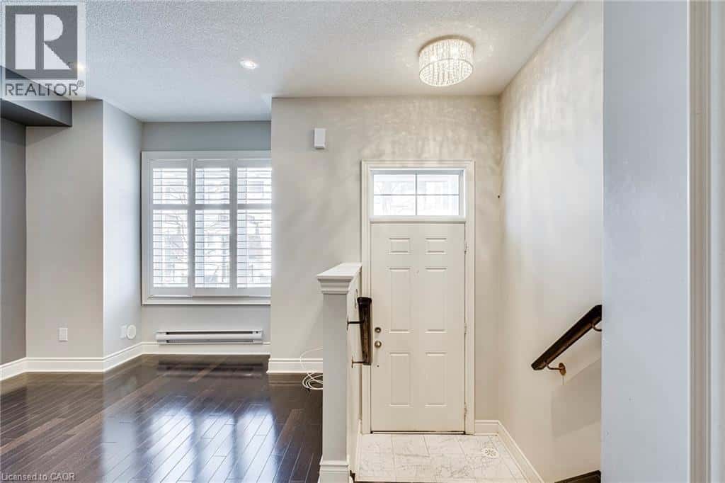 3 JOHNSON FARM Lane — Toronto, Ontario - Photo 3 of 50