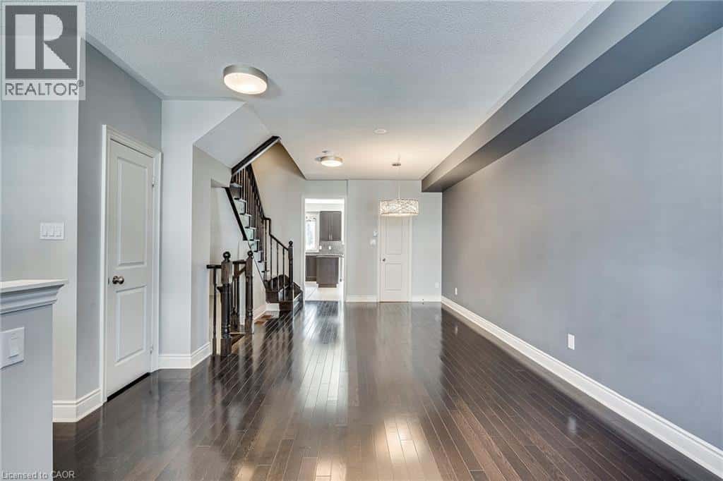 3 JOHNSON FARM Lane — Toronto, Ontario - Photo 5 of 50