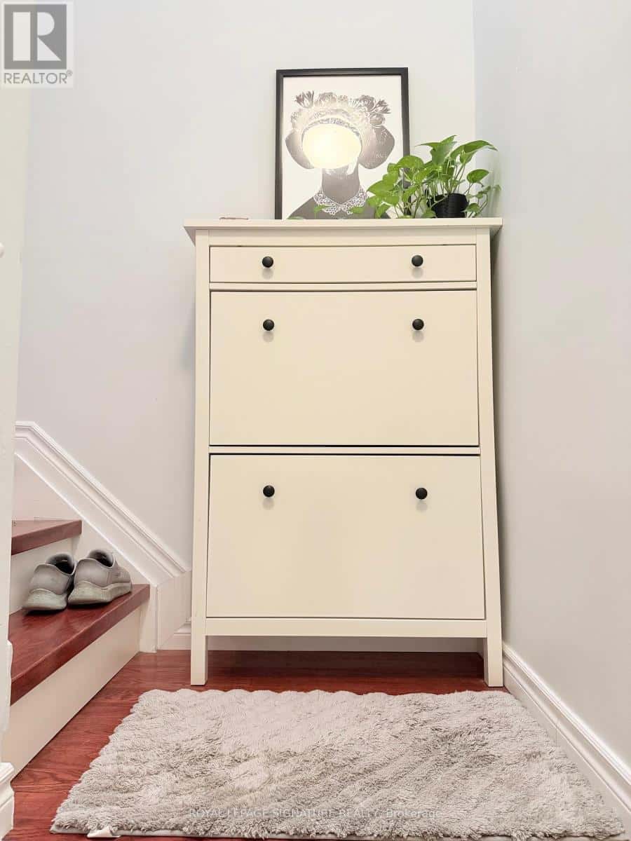 UPPER - 490 WINDERMERE AVENUE — Toronto (Runnymede-Bloor West Village), Ontario - Photo 4 of 41