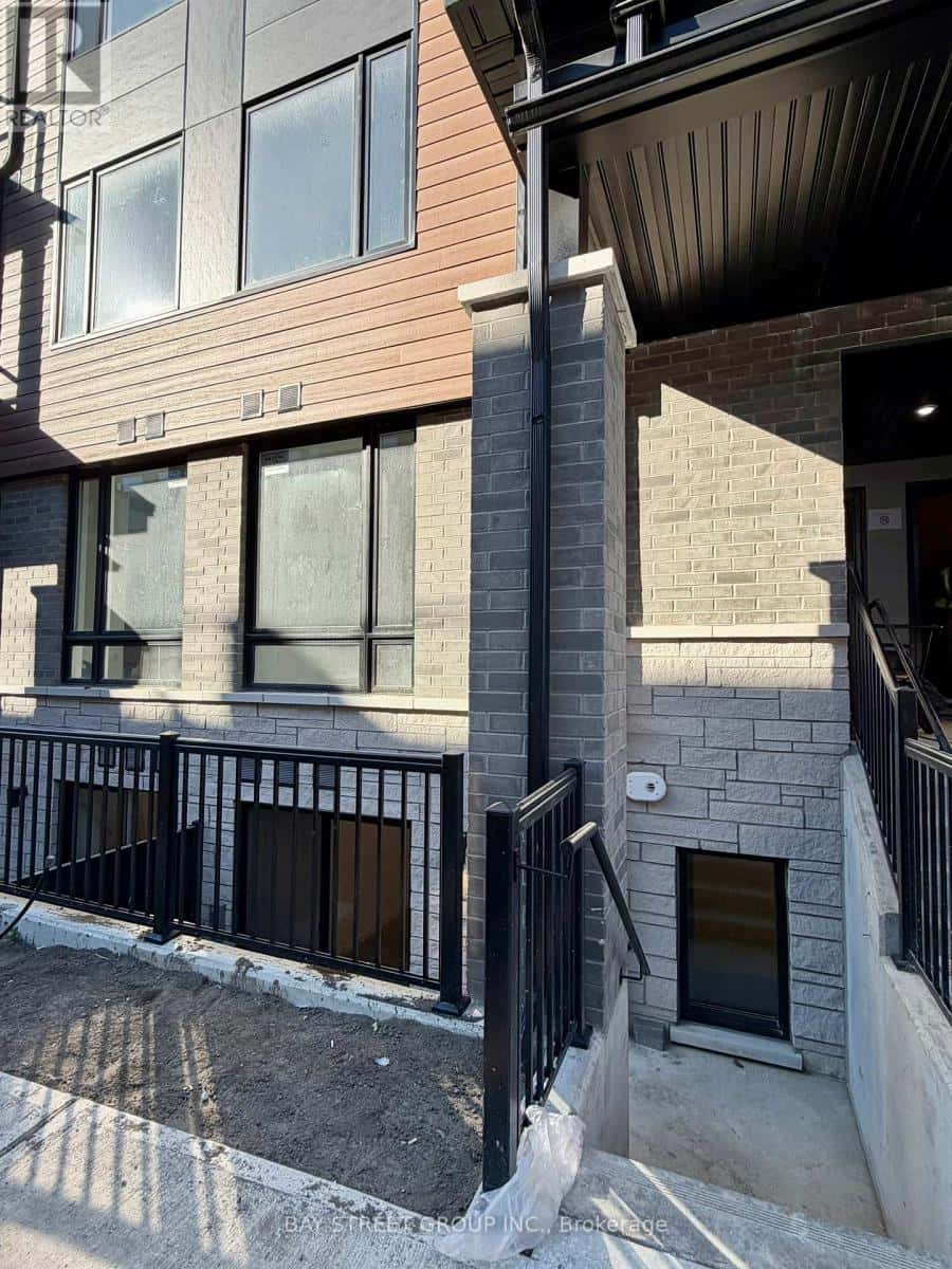 20 - 113 MARYDALE STREET — Markham (Middlefield), Ontario - Photo 3 of 25