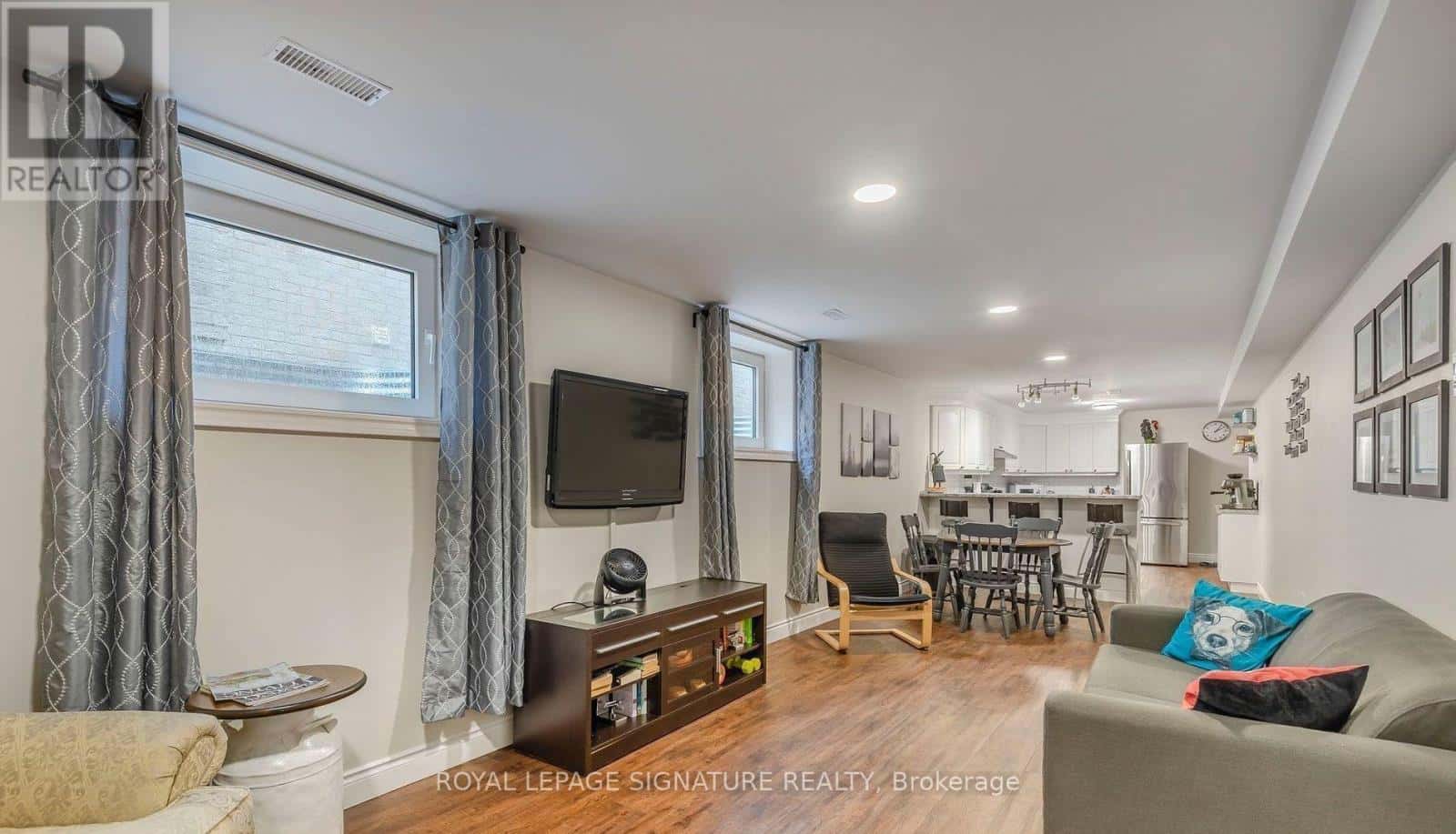 LOWER - 10 DUVAL DRIVE — Barrie (East Bayfield), Ontario - Photo 3 of 13