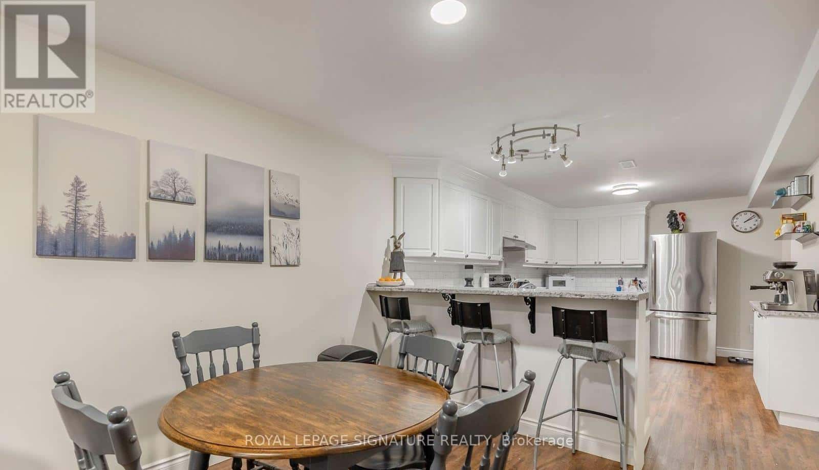 LOWER - 10 DUVAL DRIVE — Barrie (East Bayfield), Ontario - Photo 4 of 13