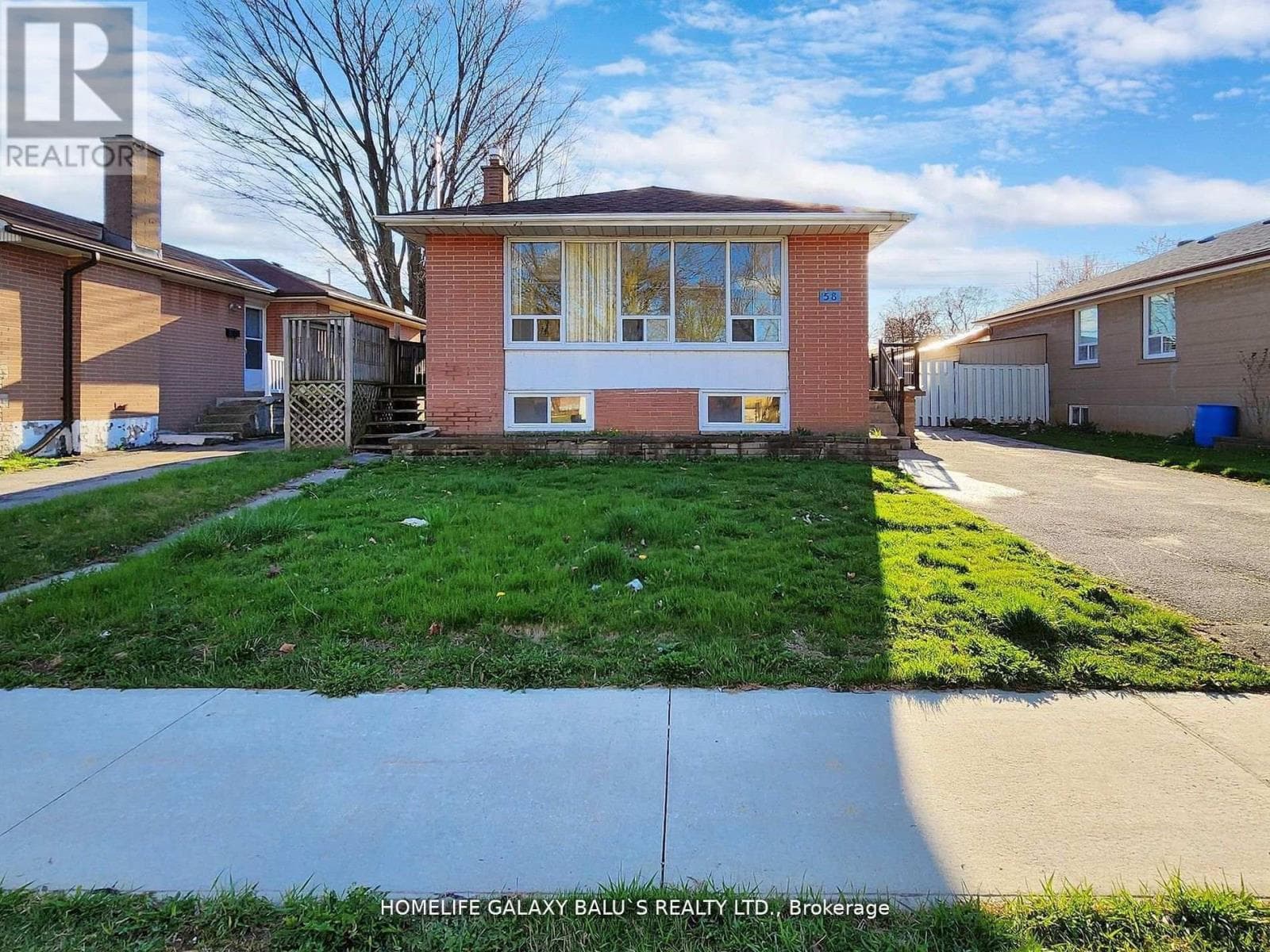 --LOWER - 58 MILFORD HAVEN DRIVE — Toronto (Morningside), Ontario - Main photo