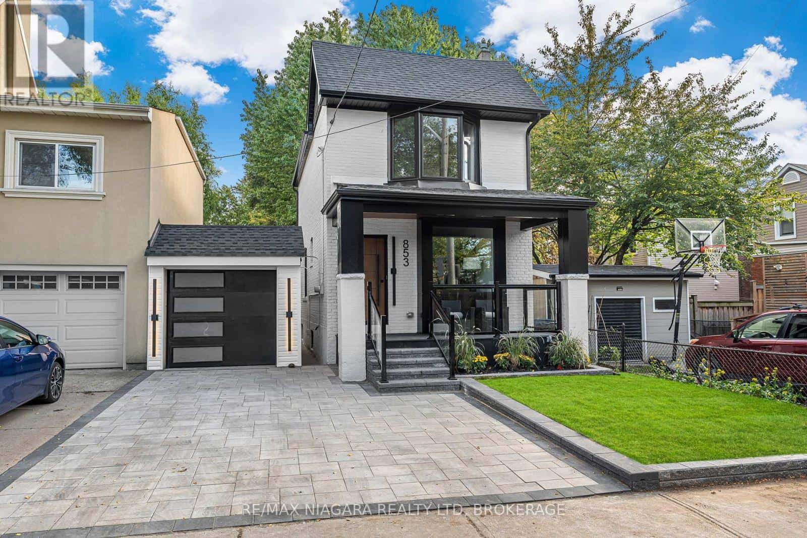 853 SAMMON AVENUE — Toronto (Woodbine-Lumsden), Ontario - Photo 2 of 50