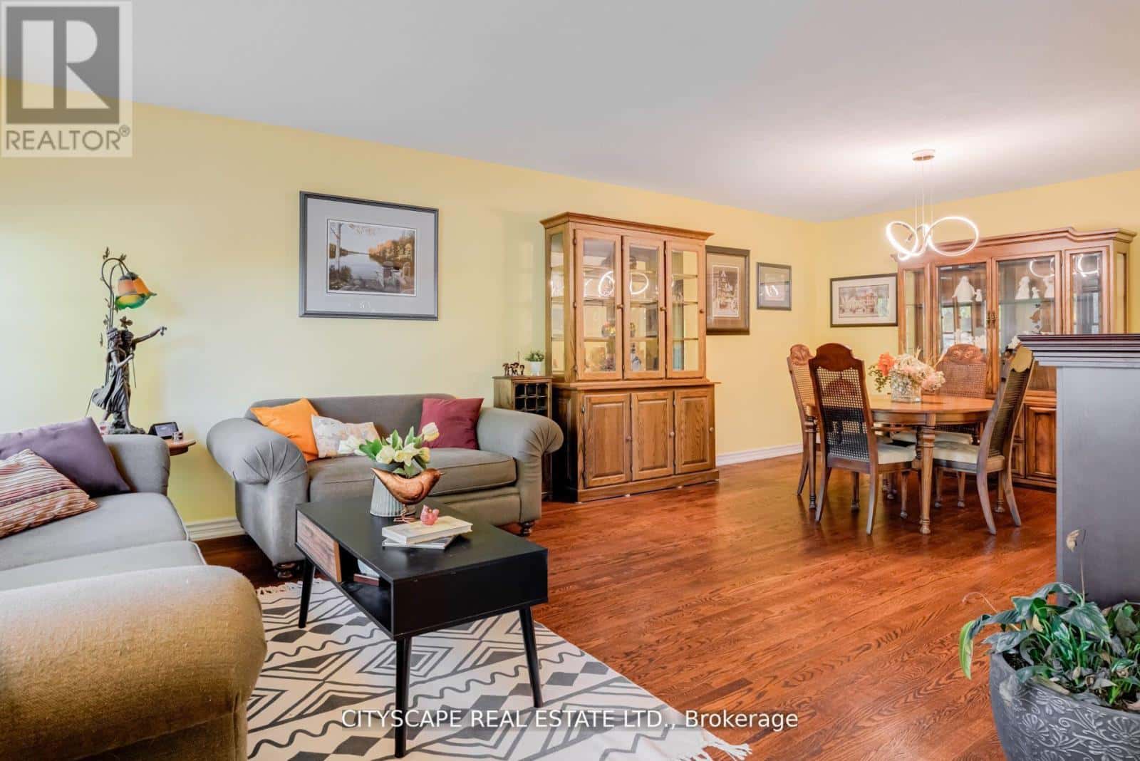 22 JADE CRESCENT — Brampton (Northgate), Ontario - Photo 3 of 42