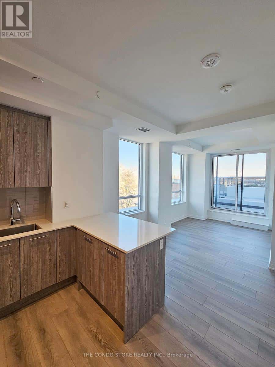 317 - 286 MAIN STREET — Toronto (East End-Danforth), Ontario - Photo 3 of 21