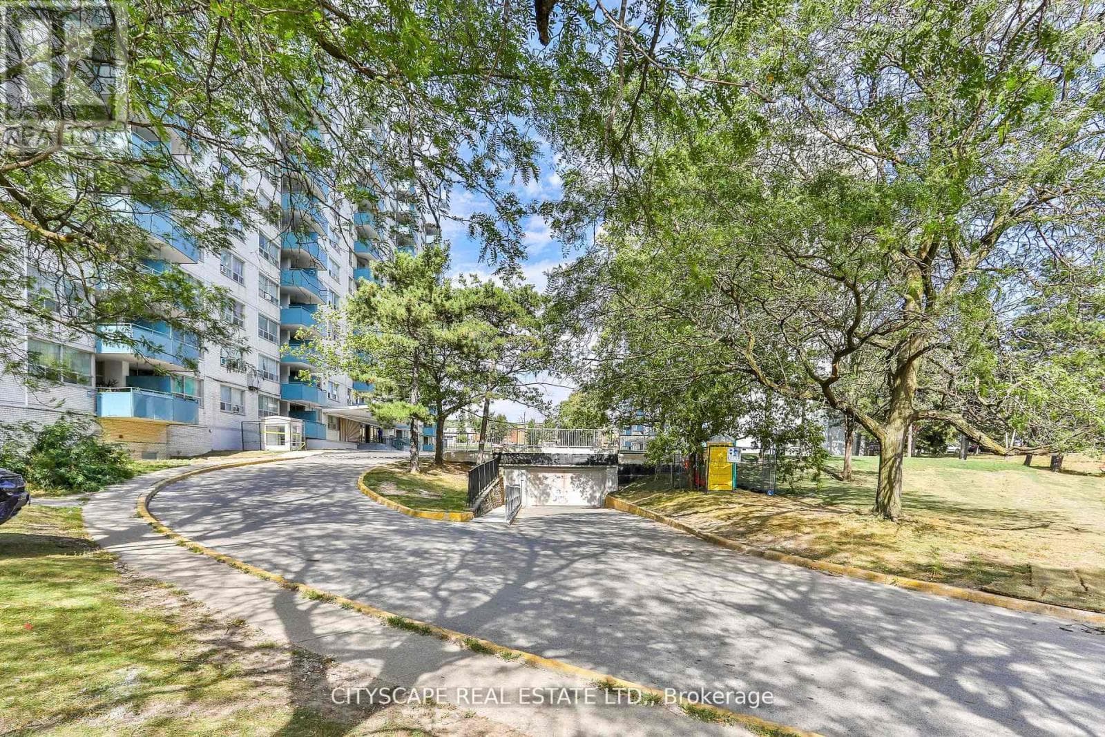 615 - 1442 LAWRENCE AVENUE W — Toronto (Maple Leaf), Ontario - Main photo