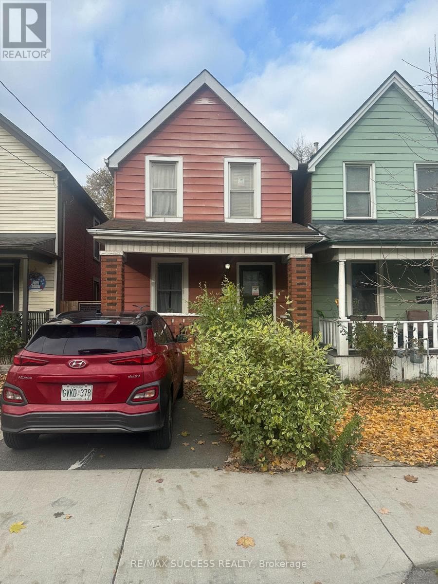 153 BARNESDALE AVENUE N — Hamilton (Stipley), Ontario - Main photo