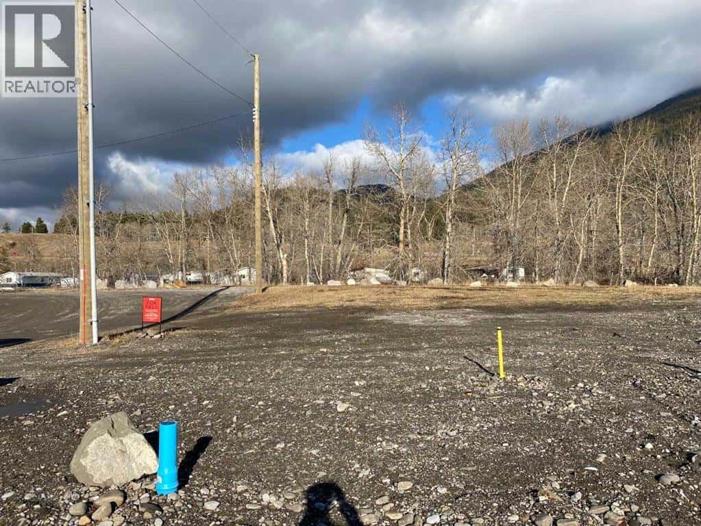 2131 (Unit 1) 128 Street — Blairmore, Alberta - Photo 2 of 8