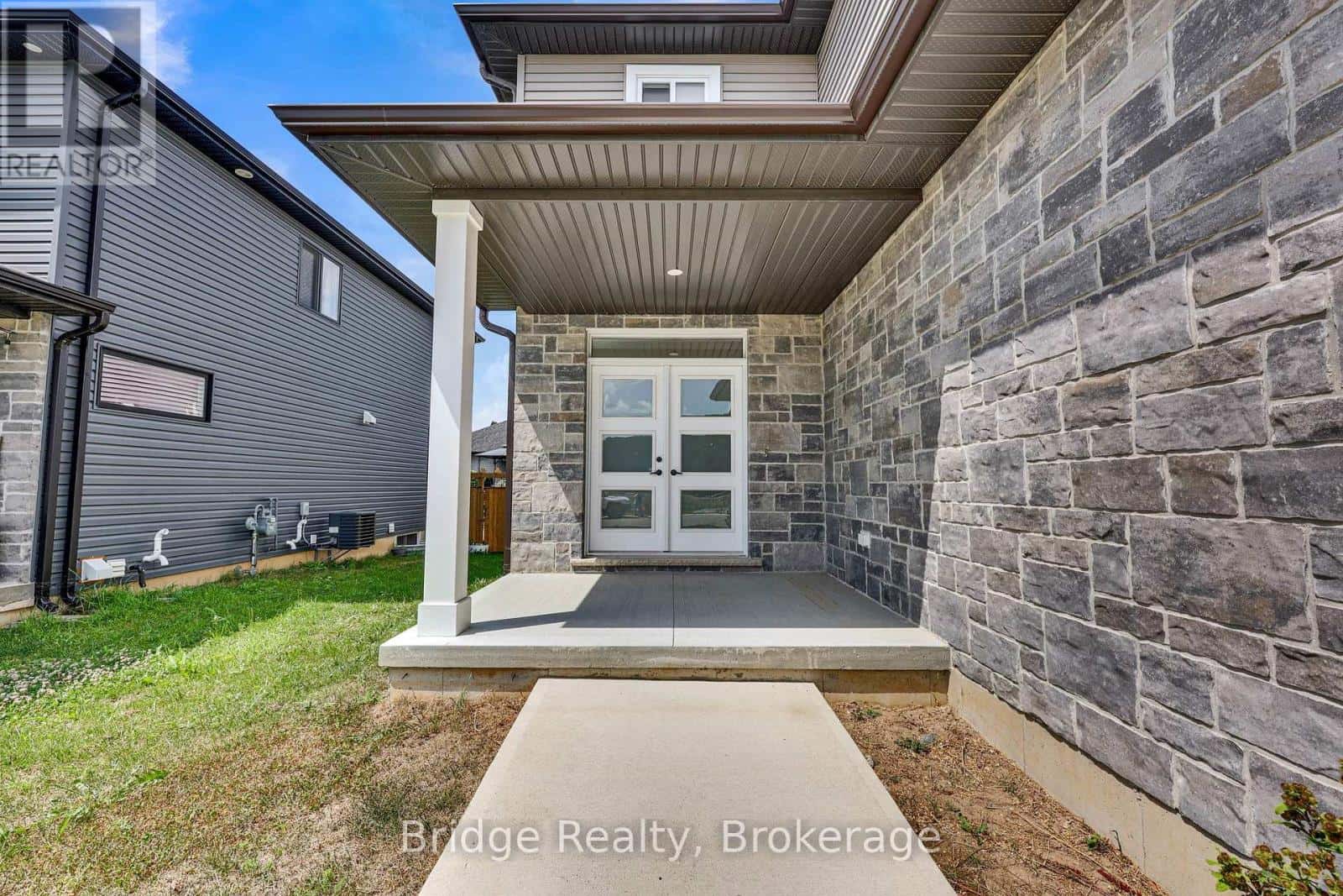 66 CASH CRESCENT — Ingersoll (Ingersoll - South), Ontario - Photo 2 of 40