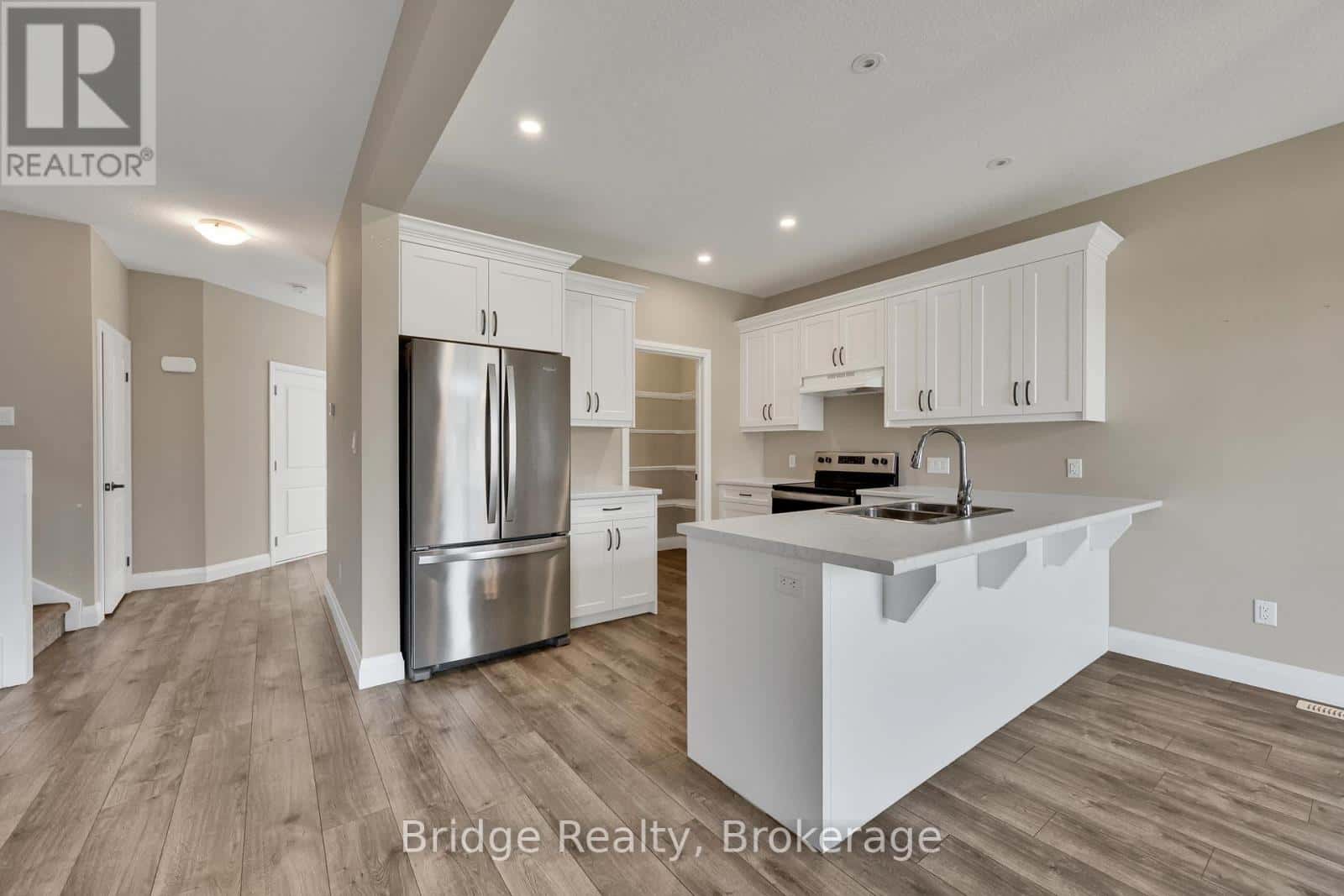 66 CASH CRESCENT — Ingersoll (Ingersoll - South), Ontario - Photo 5 of 40