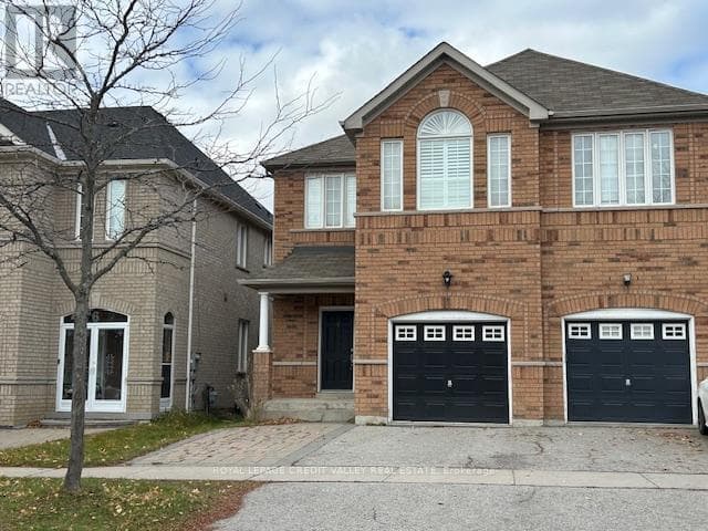 4 BLUE MEADOW COURT — Markham (Box Grove), Ontario - Main photo
