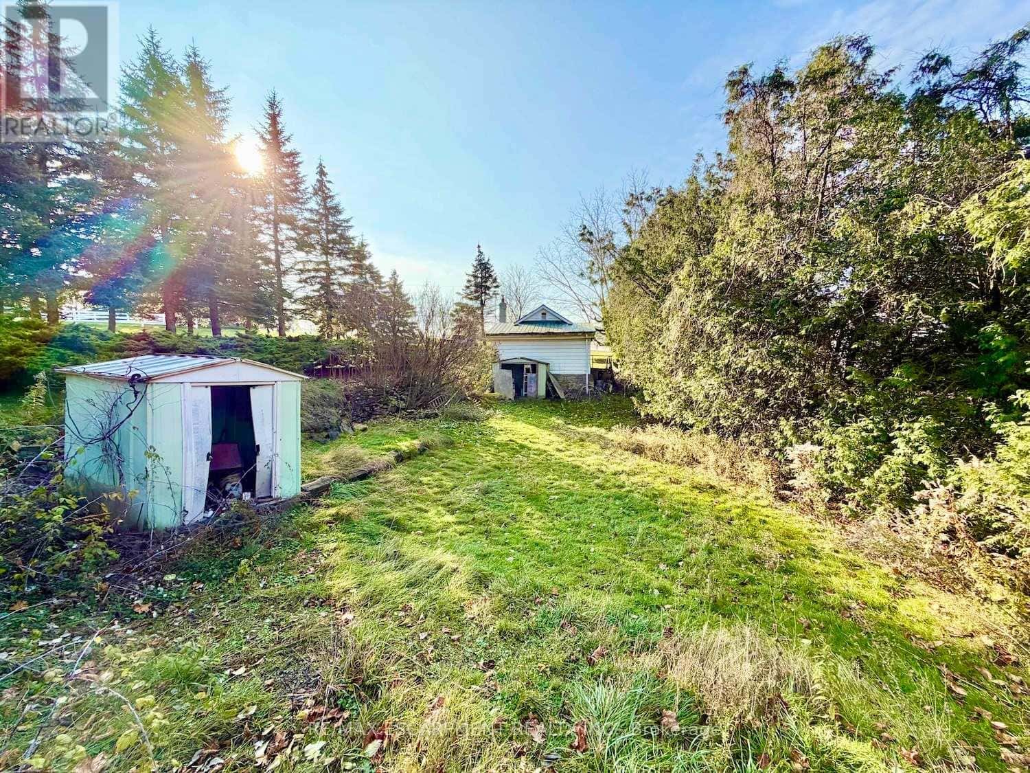 96 RIDGE ROAD W — Grimsby (Grimsby Escarpment), Ontario - Photo 4 of 4