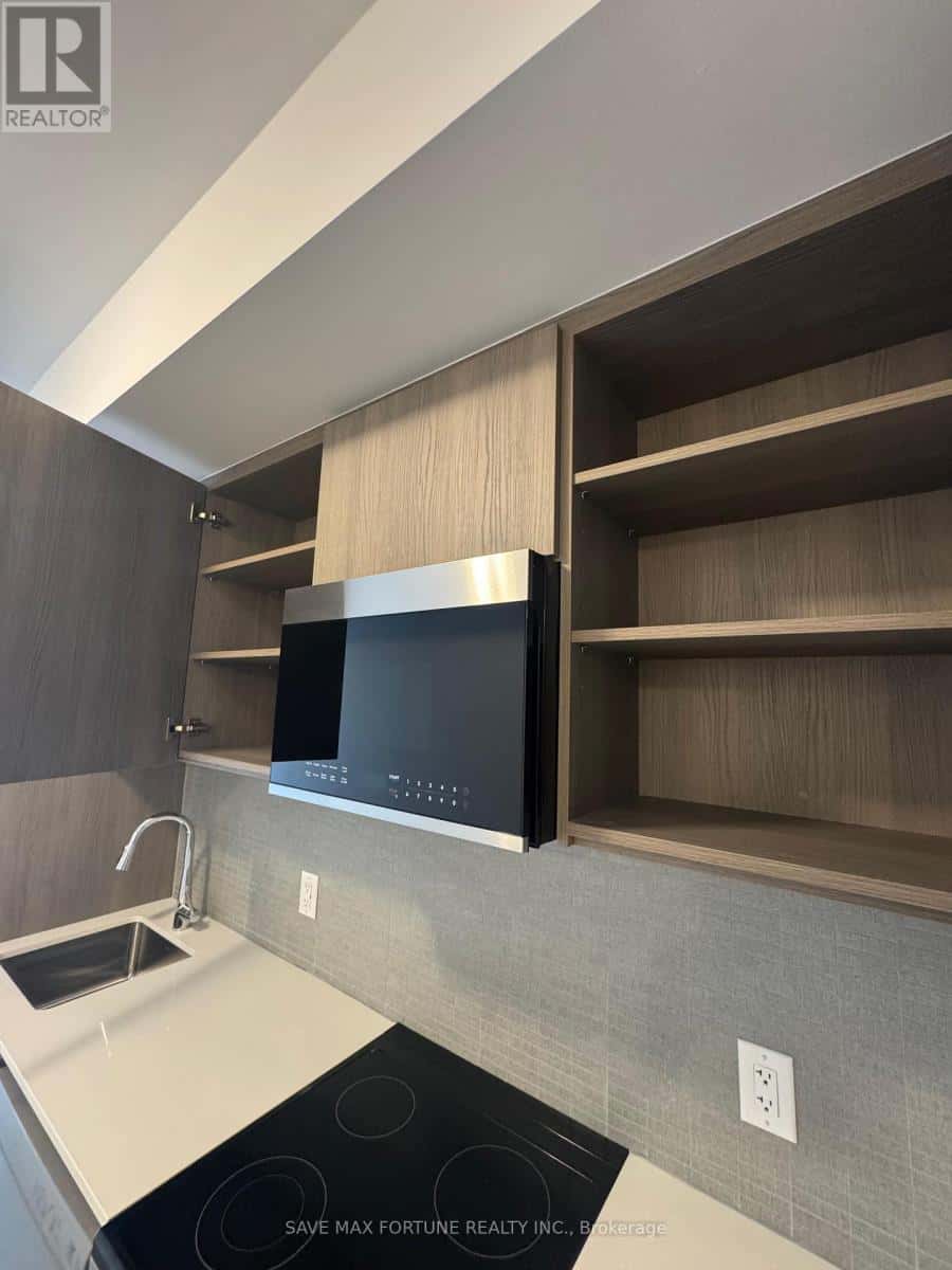 515 - 7439 KINGSTON ROAD — Toronto (Rouge), Ontario - Photo 4 of 23