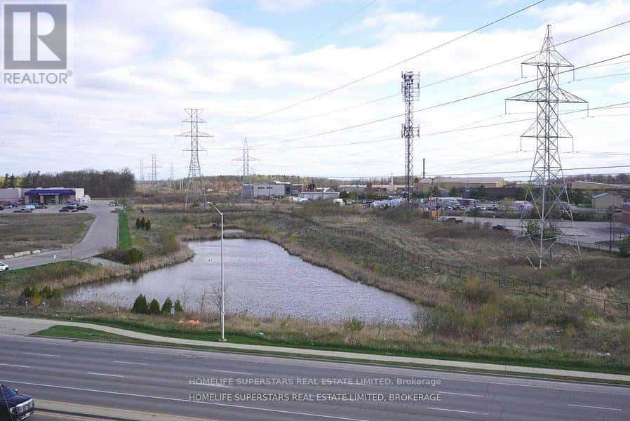 B513 - 4880 VALERA ROAD — Burlington (Alton), Ontario - Photo 4 of 32