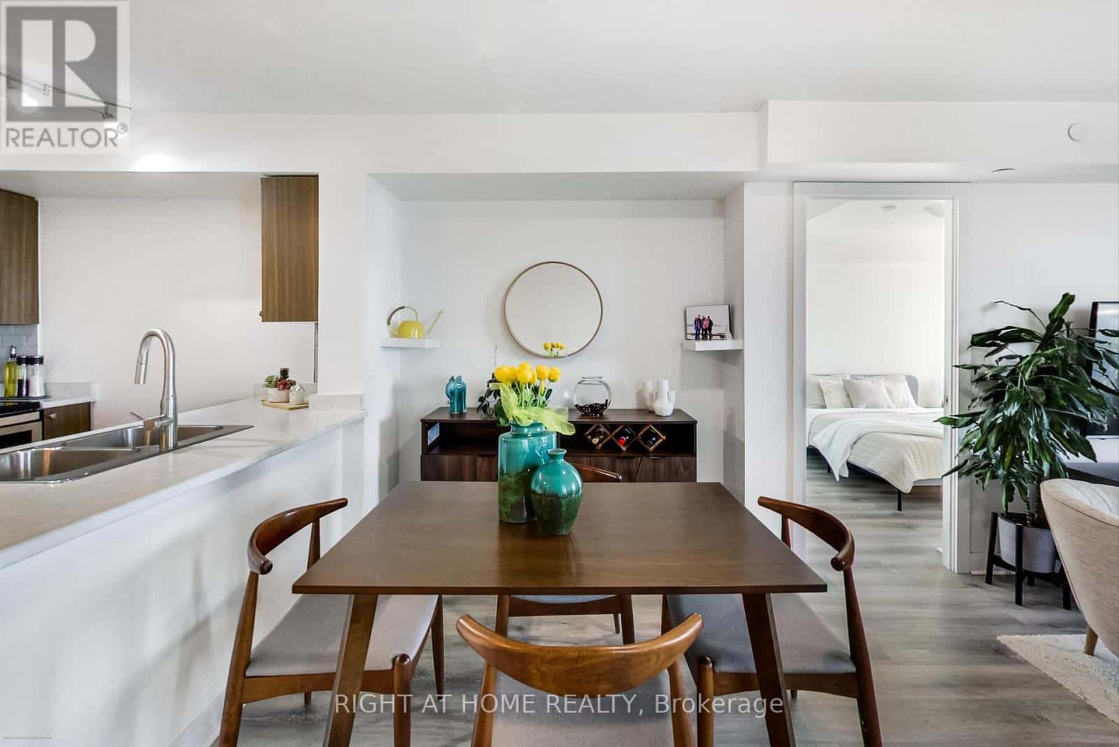 706 - 1346 DANFORTH ROAD — Toronto (Eglinton East), Ontario - Photo 5 of 26