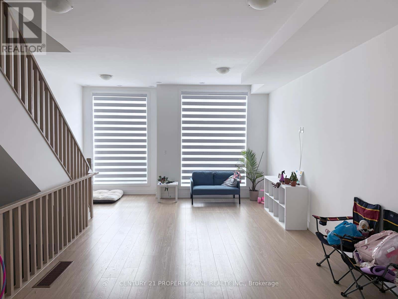 30 DESIREE PLACE — Caledon (Bolton East), Ontario - Photo 4 of 13