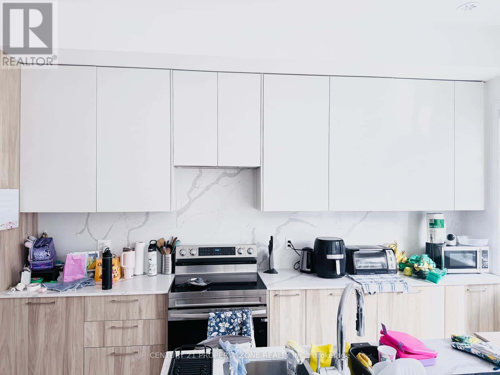 30 DESIREE PLACE — Caledon (Bolton East), Ontario - Photo 5 of 13