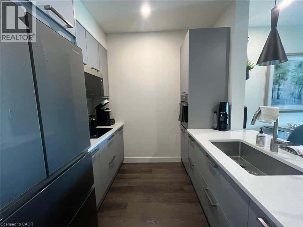 11 BECKWITH Lane Unit# 204 — The Blue Mountains, Ontario - Photo 3 of 19