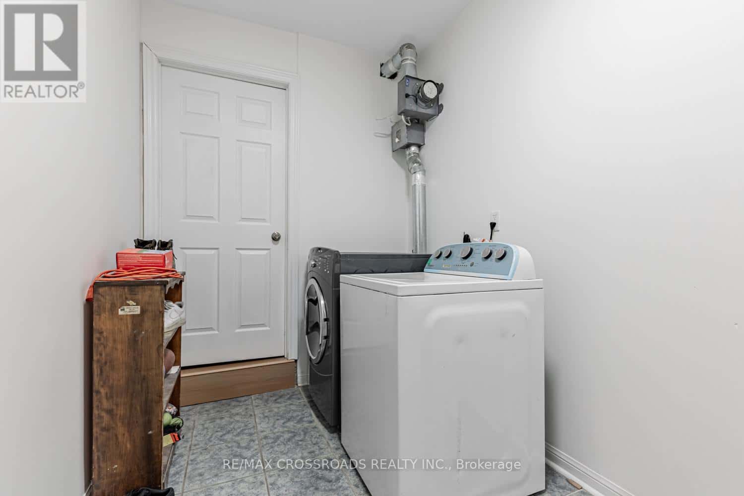 59 - 3051 FINCH AVENUE W — Toronto (Humbermede), Ontario - Photo 4 of 36