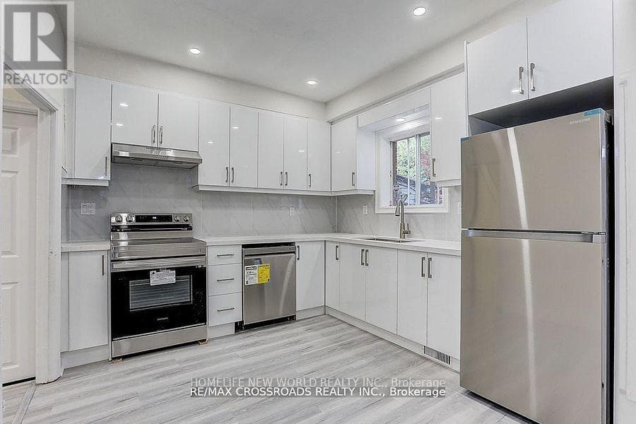 72 ELLSWORTH AVENUE — Toronto (Wychwood), Ontario - Main photo