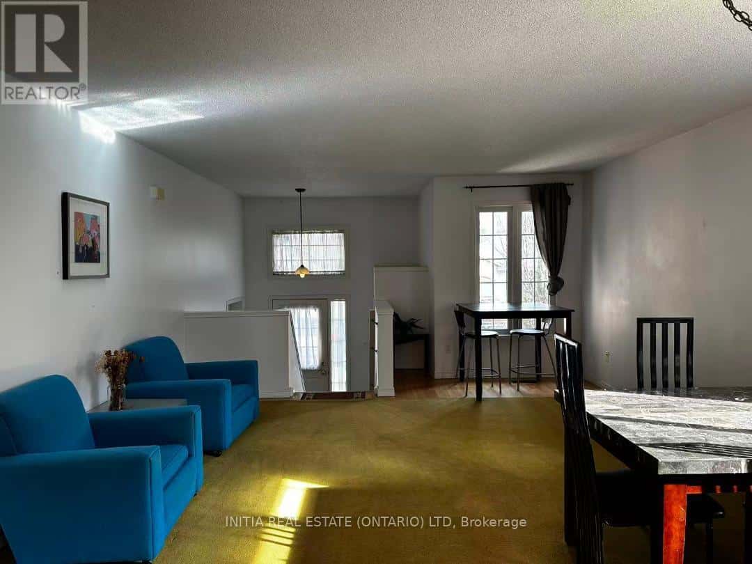 7 - 145 NORTH CENTRE ROAD — London North (North B), Ontario - Photo 5 of 17