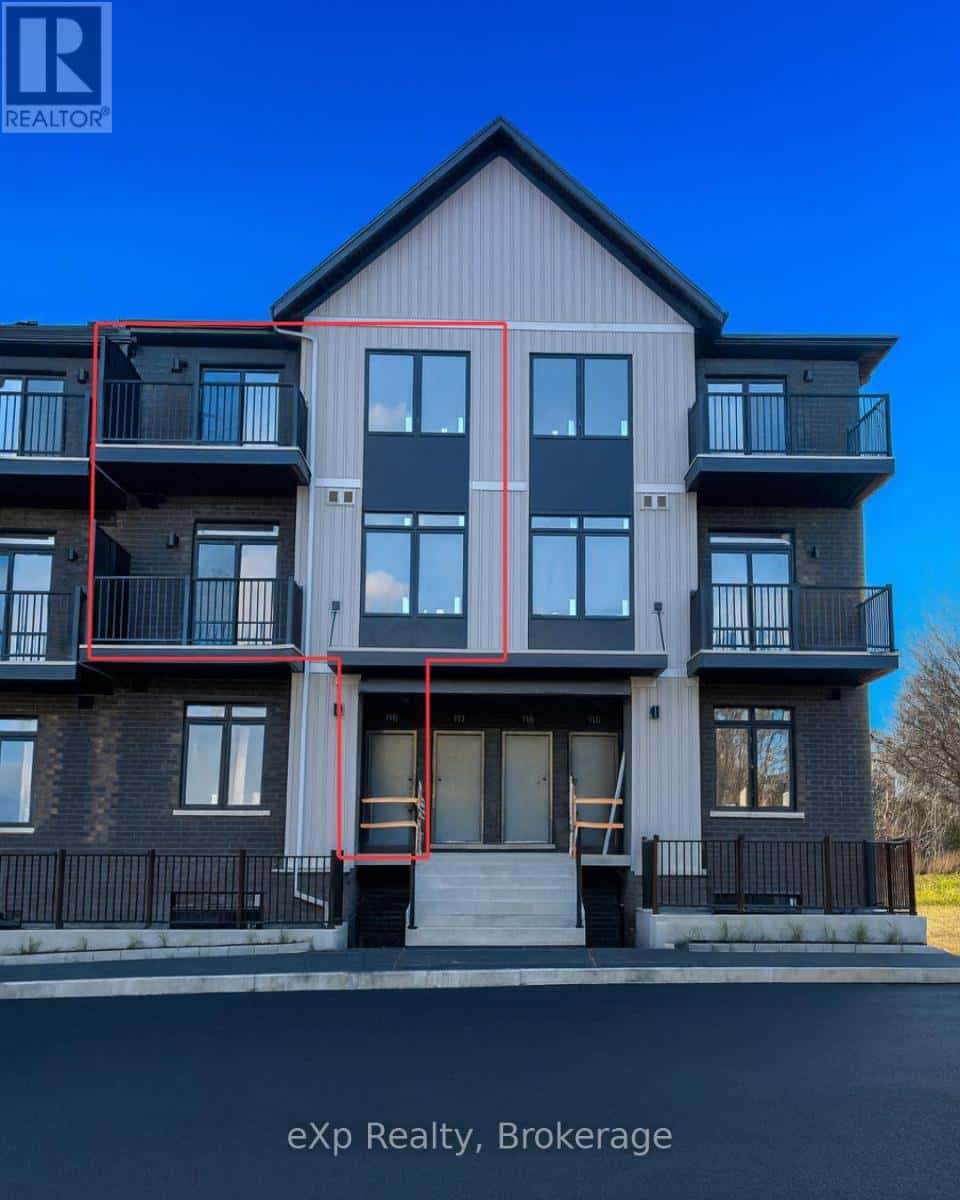 118 - 824 WOOLWICH STREET — Guelph (Riverside Park), Ontario - Photo 3 of 3