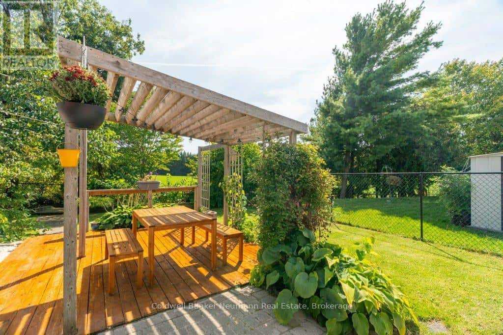 71 WAXWING CRESCENT — Guelph (Kortright Hills), Ontario - Photo 4 of 50