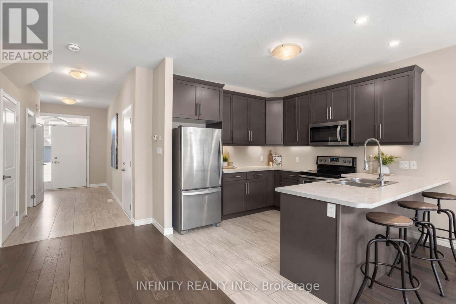 2018 CLAYRIDGE WAY — London North (North E), Ontario - Photo 4 of 41