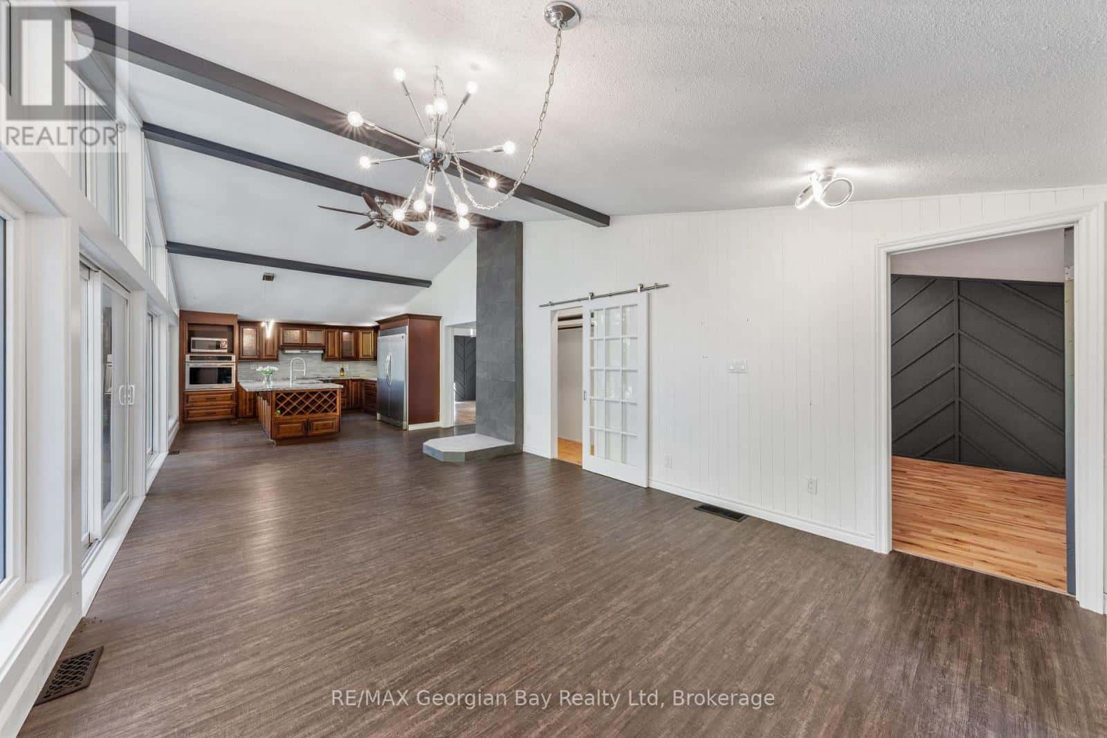 1745 TWIN OAKS CRESCENT — Severn (Coldwater), Ontario - Photo 3 of 45