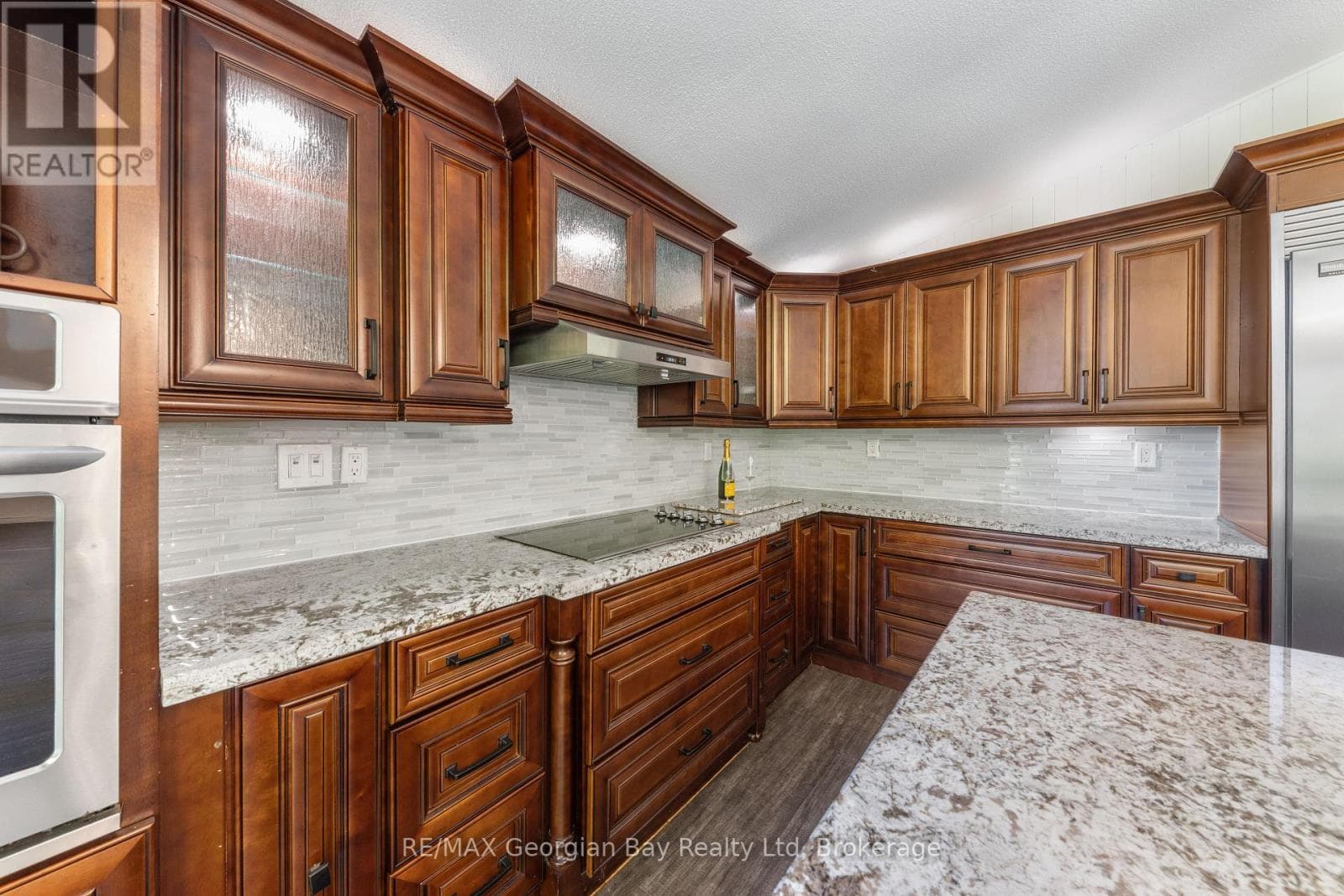 1745 TWIN OAKS CRESCENT — Severn (Coldwater), Ontario - Main photo