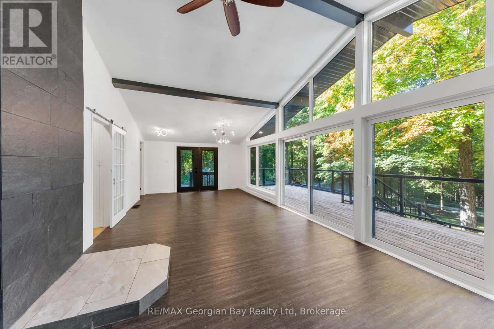 1745 TWIN OAKS CRESCENT — Severn (Coldwater), Ontario - Photo 5 of 45