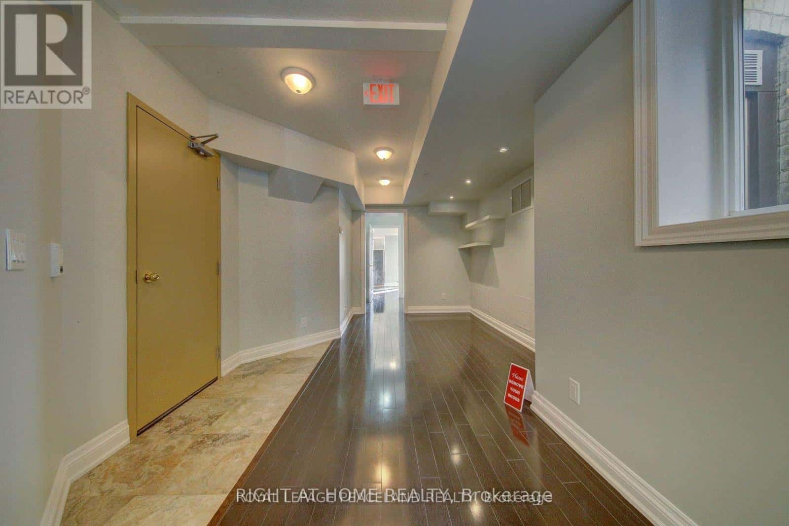 201 - 623 COLLEGE STREET — Toronto (Palmerston-Little Italy), Ontario - Photo 5 of 10