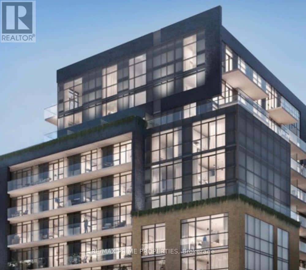 2369 Danforth Ave Avenue 807