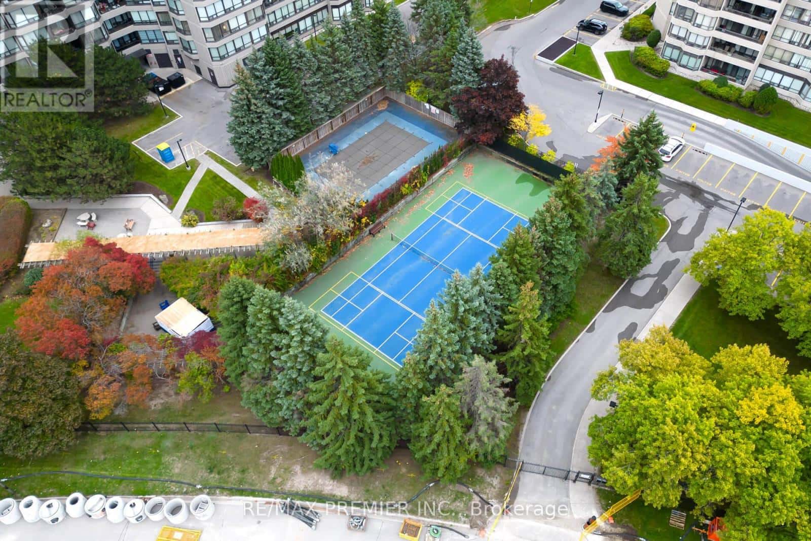 7440 Bathurst Street 1614 (PH2)