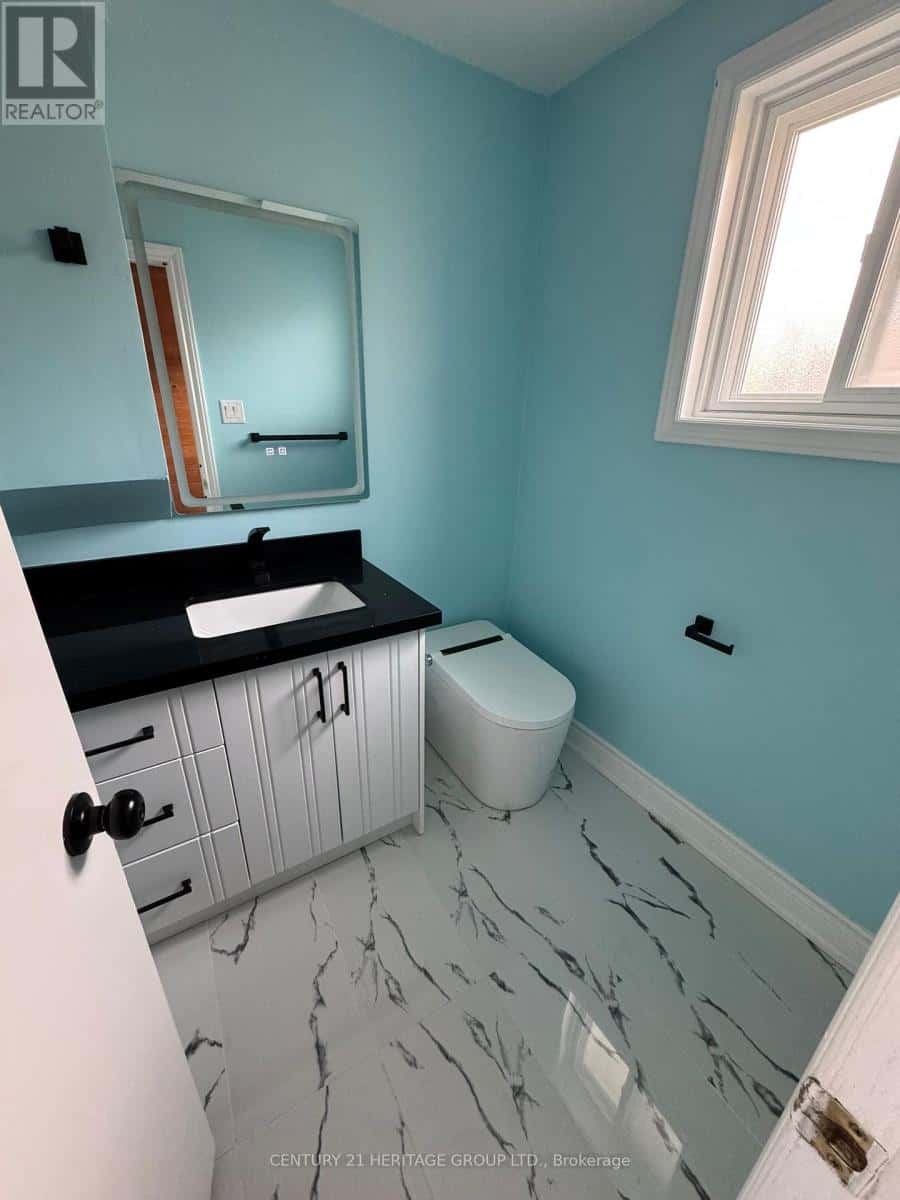 1036 MISSISSAUGA VALLEY BOULEVARD — Mississauga (Mississauga Valleys), Ontario - Photo 4 of 16