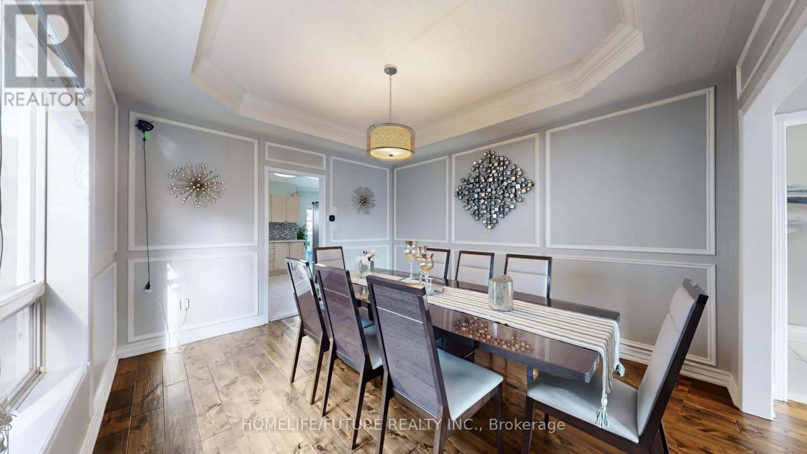 94 CARNWITH DRIVE E — Whitby (Brooklin), Ontario - Photo 3 of 49