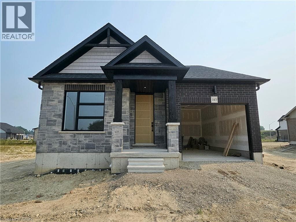 113 THACKERAY WAY — Harriston, Ontario - Main photo