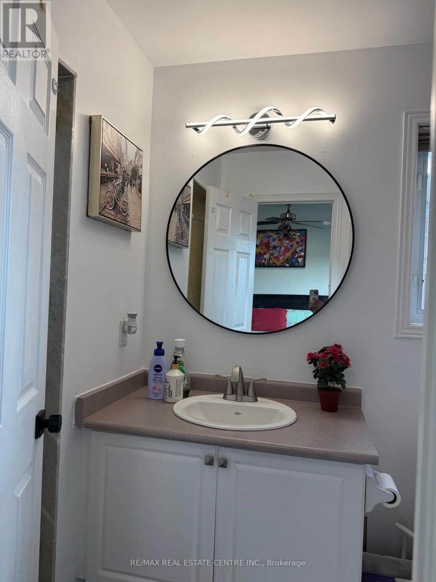 1678 CREEK WAY — Burlington (Uptown), Ontario - Main photo