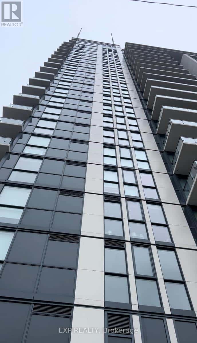 505 - 1461 LAWRENCE AVENUE W — Toronto (Brookhaven-Amesbury), Ontario - Photo 4 of 23