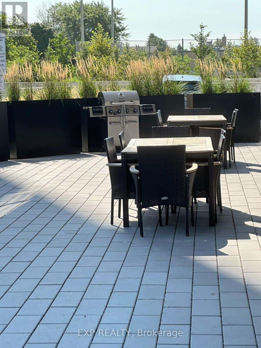 505 - 1461 LAWRENCE AVENUE W — Toronto (Brookhaven-Amesbury), Ontario - Photo 3 of 23