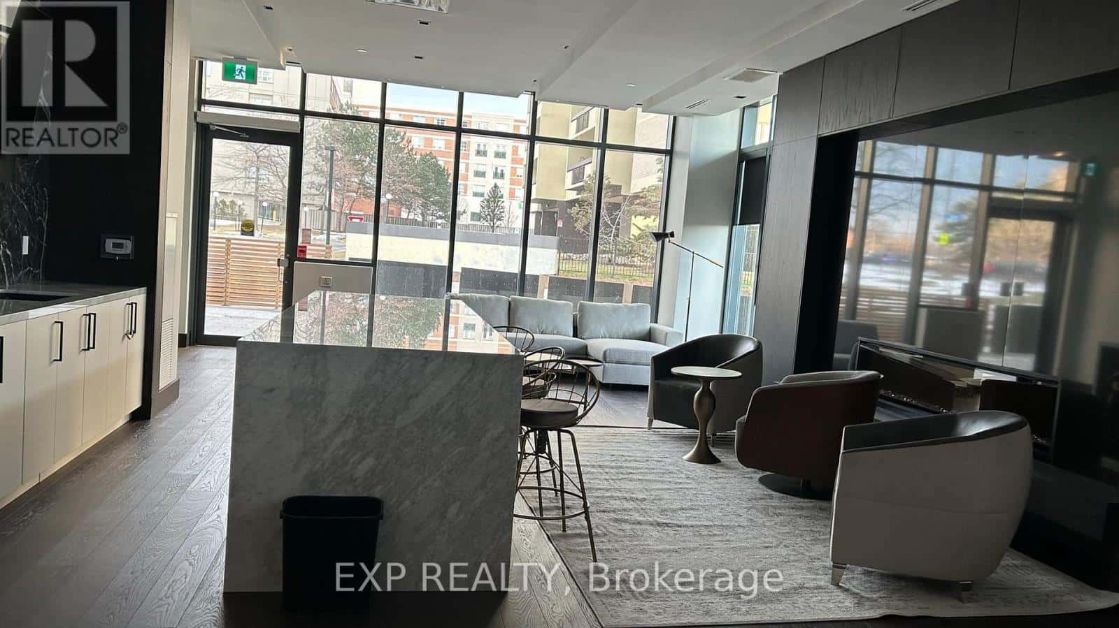 505 - 1461 LAWRENCE AVENUE W — Toronto (Brookhaven-Amesbury), Ontario - Photo 5 of 23