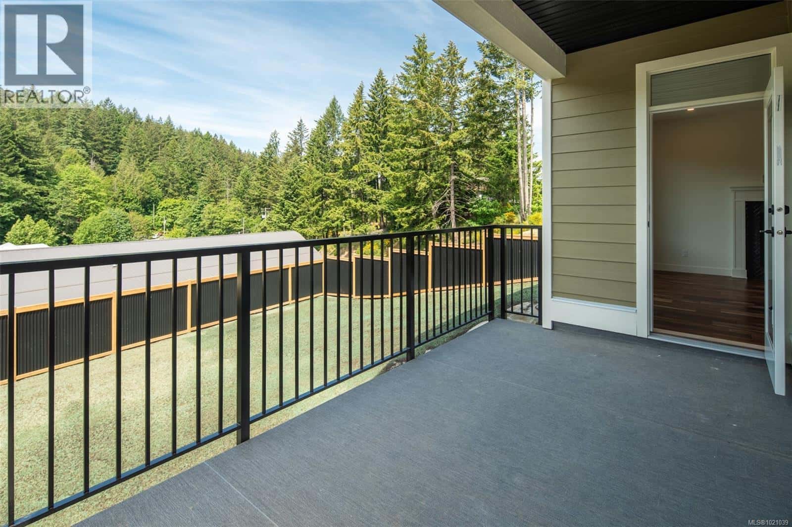 3612 Princess Ave — Cobble Hill, British Columbia - Photo 3 of 48