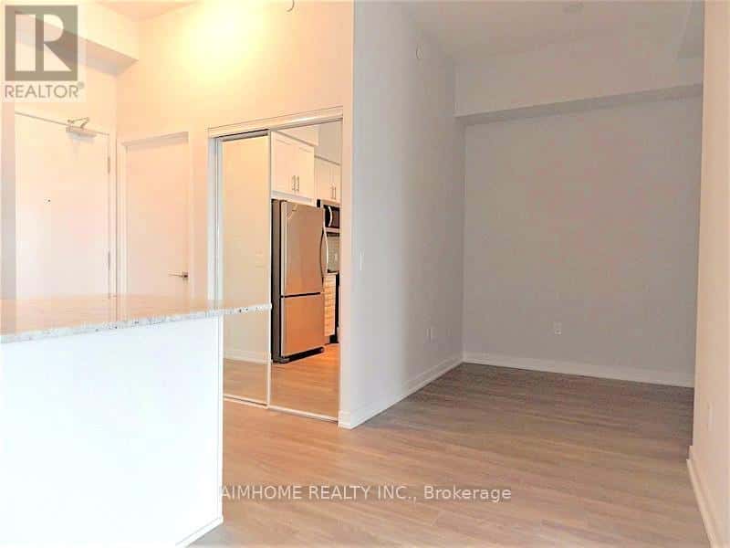 306 - 4085 PARKSIDE VILLAGE DRIVE — Mississauga (Creditview), Ontario - Photo 3 of 23