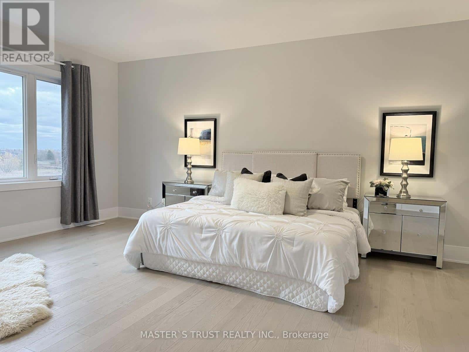 35 MEIZHOU AVENUE — Markham (Angus Glen), Ontario - Photo 2 of 16