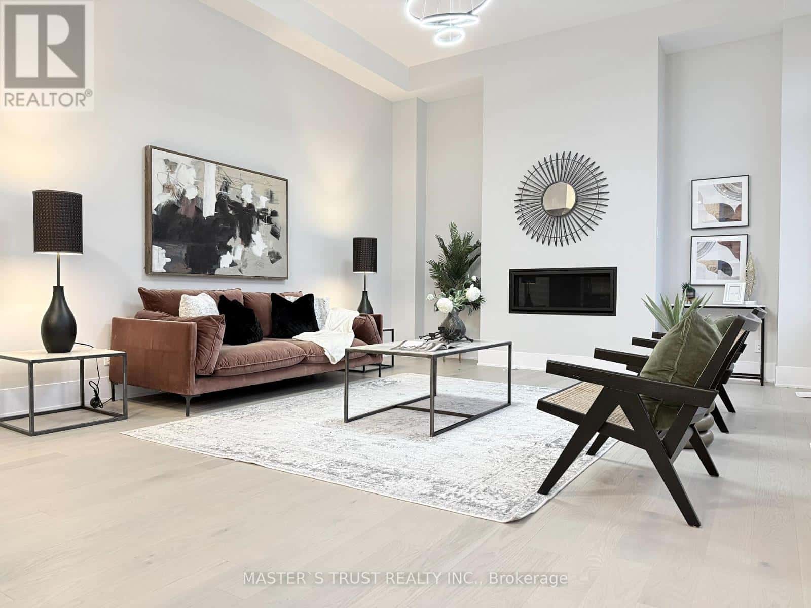 35 MEIZHOU AVENUE — Markham (Angus Glen), Ontario - Photo 4 of 16