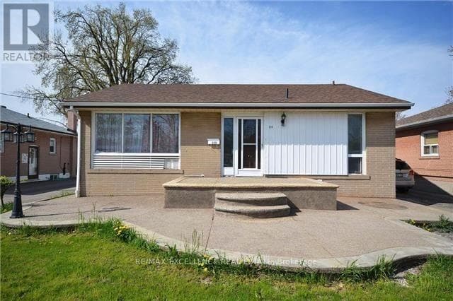 115 MCMURCHY AVENUE S — Brampton (Downtown Brampton), Ontario - Main photo