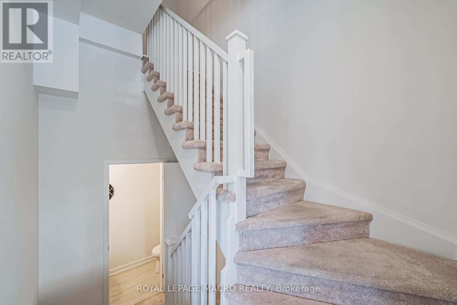 13 - 1121 COOKE BOULEVARD — Burlington (LaSalle), Ontario - Photo 5 of 43